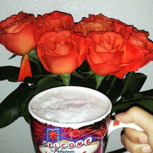 Hello π€ Welcome to my Closet. - Picture 4 of 6